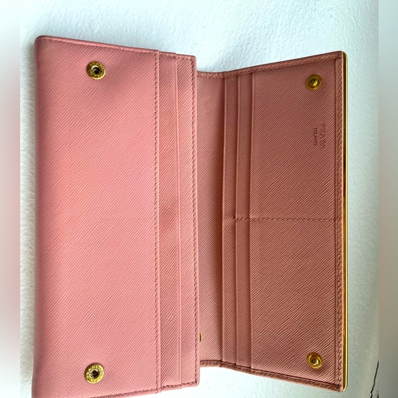 PRADA pink long wallet - Picture 4 of 10